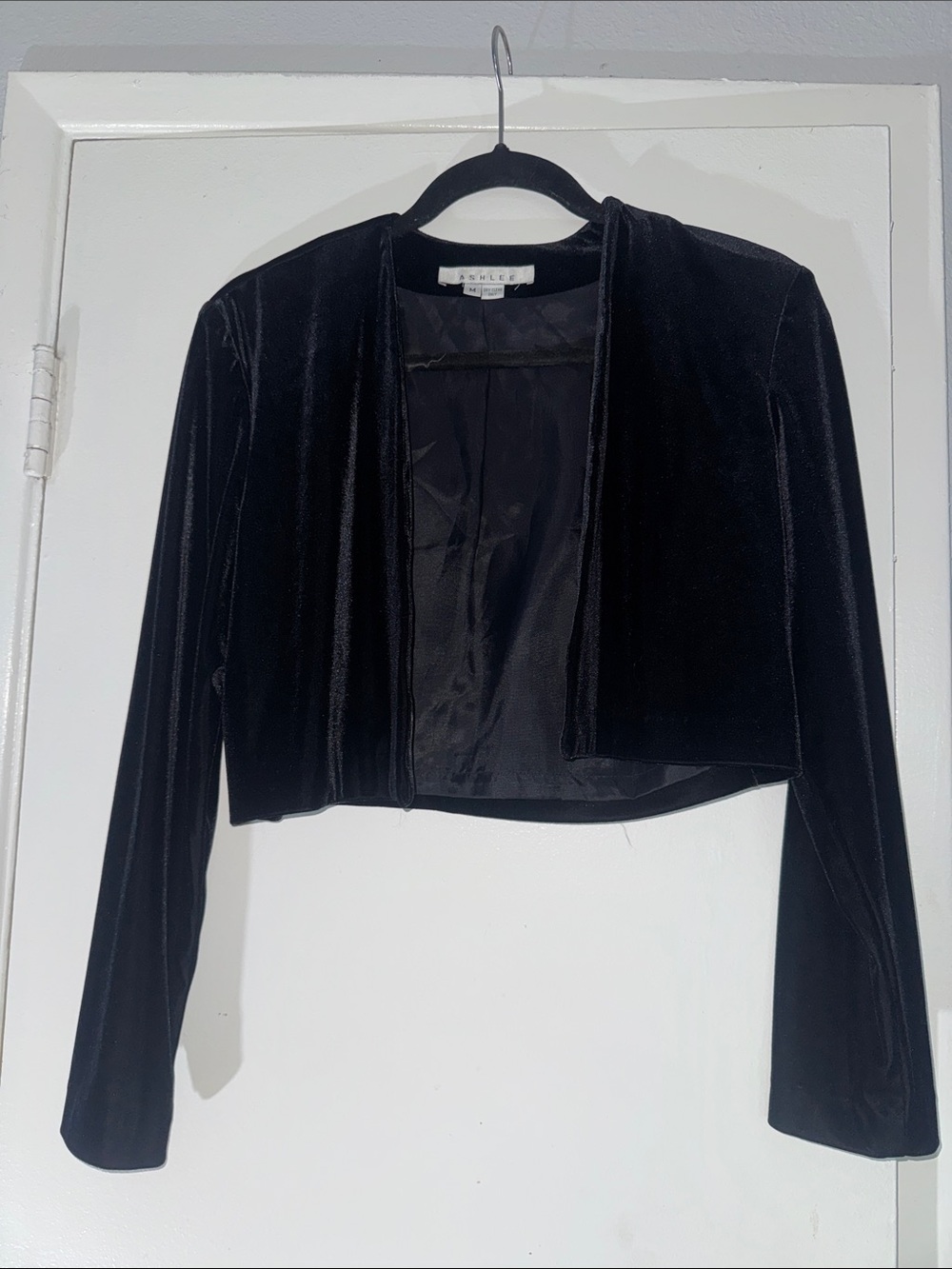 Ashlee Black Velvet Cropped Blazer